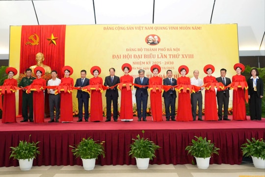 Khai trương Trung tâm Báo chí phục vụ Đại hội đại biểu Đảng bộ TP Hà Nội lần thứ XVIII