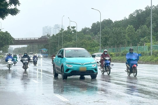 Bắc Bộ còn mưa rào rải rác, cục bộ có nơi mưa to