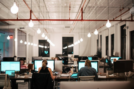 Hy Lạp sẽ áp dụng chế độ làm việc 13 giờ/ngày