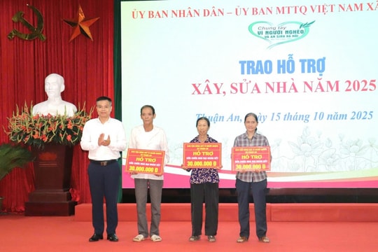 Quỹ “Vì người nghèo" xã Thuận An tiếp nhận ủng hộ gần 749 triệu đồng