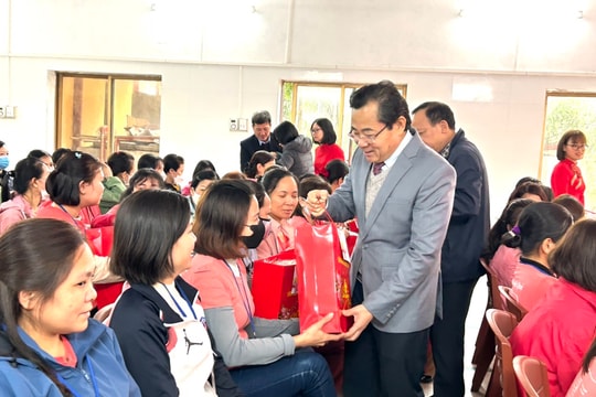 Công đoàn Việt Nam dành hơn 6.000 tỷ đồng chăm lo Tết cho người lao động