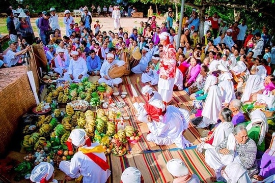 Khánh Hòa rực rỡ sắc màu văn hóa Chăm tại Lễ hội Katê