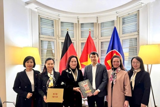 Dấu ấn Không gian sách và văn hóa Hà Nội tại Hội sách quốc tế Frankfurt năm 2025