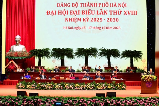 Khai mạc trọng thể Đại hội đại biểu Đảng bộ thành phố Hà Nội lần thứ XVIII: Quyết tâm xây dựng Thủ đô “Văn hiến - Văn minh - Hiện đại”