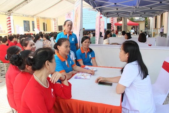 Hà Nội tăng tốc tầm soát ung thư vú và cổ tử cung, vì sức khỏe phụ nữ Thủ đô