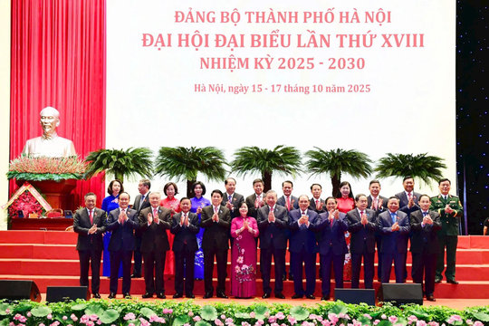 Thông tin báo chí phiên khai mạc và kết quả ngày làm việc thứ nhất Đại hội đại biểu Đảng bộ TP Hà Nội lần thứ XVIII, nhiệm kỳ 2025-2030
