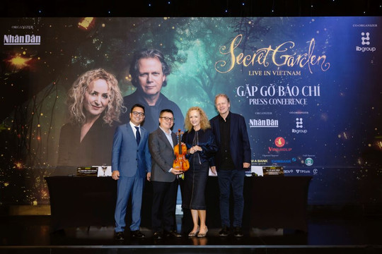 Secret Garden tiết lộ đêm diễn tại Việt Nam sẽ có những điều độc nhất vô nhị  