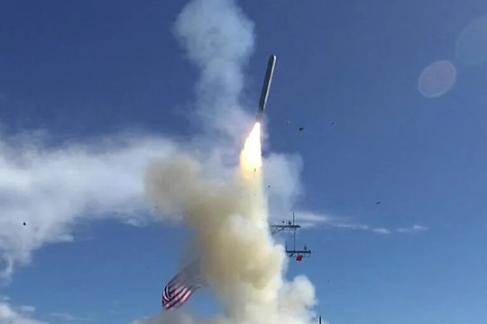Tuyên bố mới nhất của Tổng thống Trump về kế hoạch gửi Tomahawk cho Ukraine