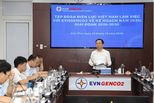 EVN làm việc với EVNGENCO2 về kế hoạch sản xuất kinh doanh