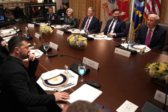 Tổng thống Trump hối thúc Ukraine chấm dứt chiến sự, từ chối cung cấp Tomahawk