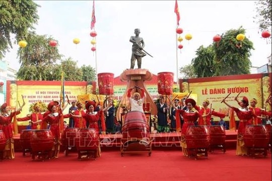 Dâng hương tưởng niệm Anh hùng dân tộc Nguyễn Trung Trực