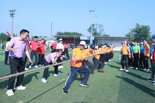 Sôi nổi đại hội thể dục, thể thao các phường Lĩnh Nam, Định Công