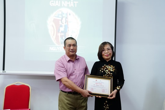 Trao giải cuộc thi “Lan tỏa tri thức, bước tới Con đường tương lai"