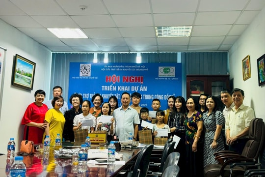 Triển khai dự án “Cứu trợ trẻ em khuyết tật, mồ côi sống trong cộng đồng”