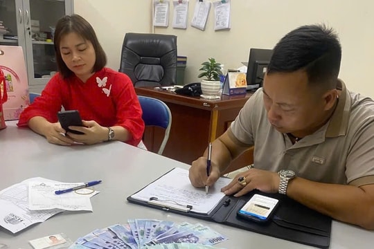 Trả lại hơn 25 triệu đồng cho hành khách bỏ quên trên tàu Hà Nội - Lào Cai