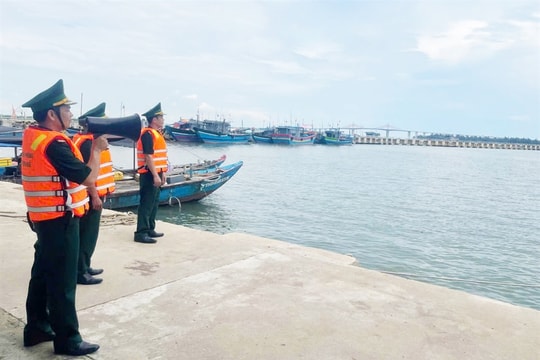 Huế và Đà Nẵng kích hoạt phương án phòng, chống mưa lớn trong bão số 12