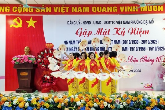 Phường Đại Mỗ tưng bừng liên hoan văn nghệ “Giai điệu tháng 10”