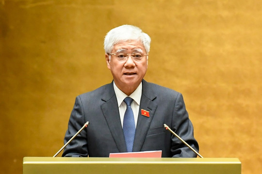 Cử tri và nhân dân lo lắng về việc giải quyết các dự án, công trình “treo” còn chậm, gây lãng phí nguồn lực