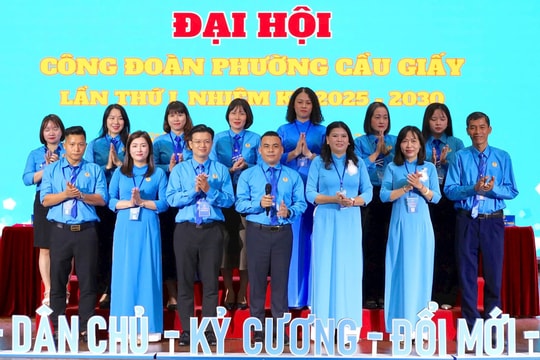 Chuyên nghiệp hóa đội ngũ cán bộ công đoàn Cầu Giấy