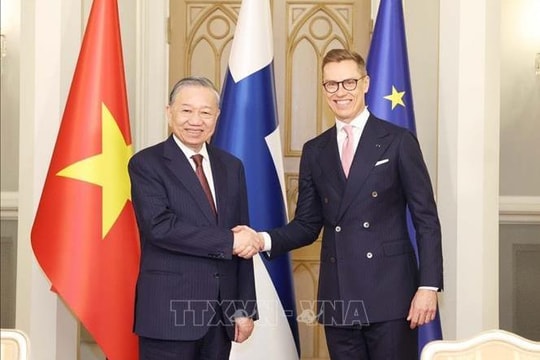 Tuyên bố chung về việc thiết lập quan hệ Đối tác Chiến lược giữa Việt Nam và Phần Lan