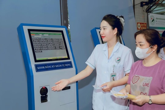 Đoàn viên Công đoàn tiên phong chuyển đổi số, nâng cao trải nghiệm và niềm tin của người bệnh