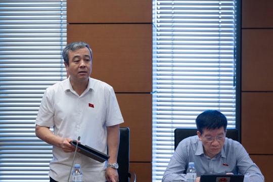 Cho phép viên chức góp vốn, kinh doanh bên ngoài là quy định "rất tiến bộ"