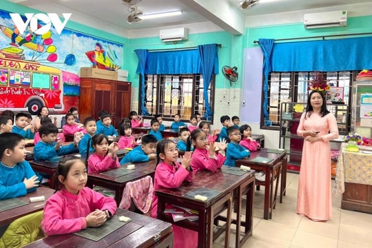TP Huế cho gần 295.000 học sinh nghỉ học, chủ động ứng phó bão
