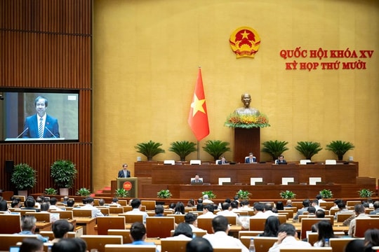 Tán thành quy định Nhà nước cung cấp một bộ sách giáo khoa thống nhất toàn quốc