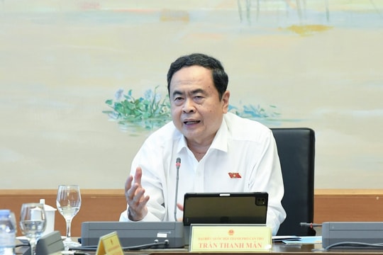 Cần quy định rõ quyền lợi của hành khách trong lĩnh vực hàng không