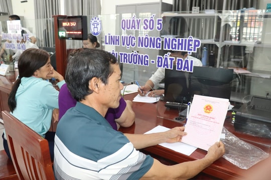 Người dân Ứng Hòa không phải nộp giấy tờ thủ công