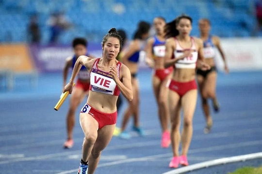 Đội tuyển tiếp sức 4x400m nữ Việt Nam kết thúc tập huấn tại Pháp