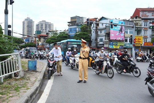 Phát hiện, ghi hình 41 trường hợp phương tiện vi phạm giao thông