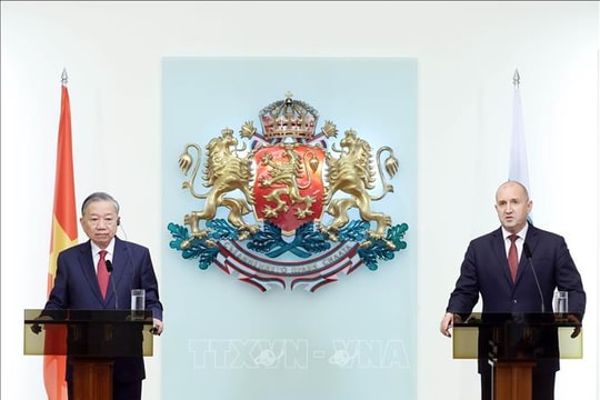 Việt Nam – Bulgaria thiết lập quan hệ Đối tác chiến lược