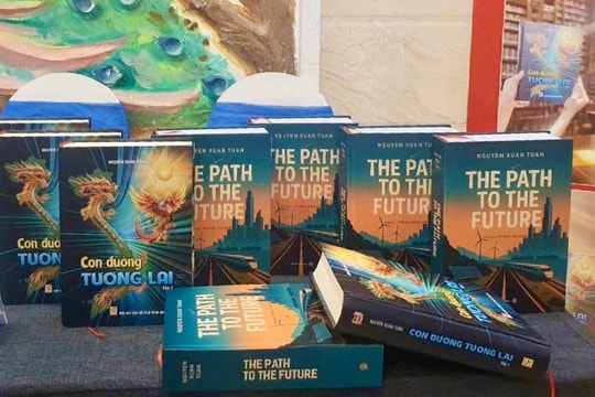 Sách “Con đường tương lai” ra mắt bản tiếng Anh: Nỗ lực đưa tri thức Việt ra thế giới