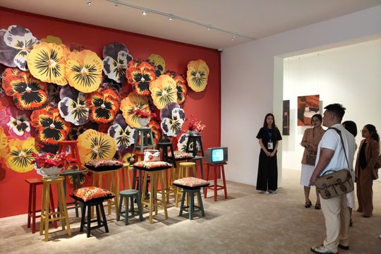 Triển lãm “Giao điểm tinh hoa” - Cuộc đối thoại di sản, sáng tạo và nghệ thuật đương đại