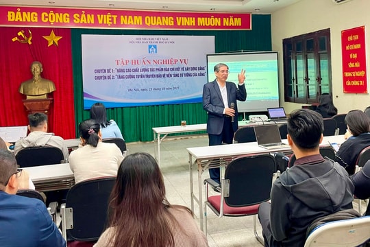 Nâng cao chất lượng viết báo về xây dựng Đảng và bảo vệ nền tảng tư tưởng của Đảng