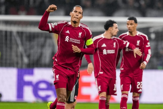 Frankfurt 1-5 Liverpool: Cơn mưa bàn thắng giải cơn khát chiến thắng cho The Reds