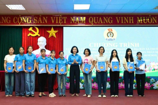 Công đoàn xã Thường Tín quan tâm chăm lo toàn diện cho lao động nữ