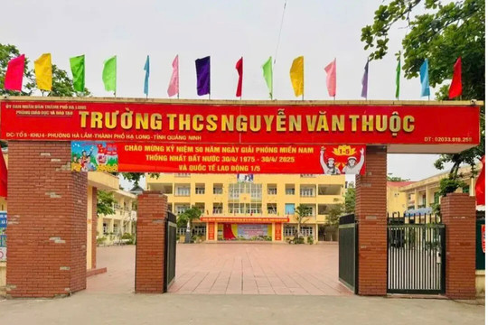 Quảng Ninh: Cách chức một hiệu trưởng liên quan đến sửa điểm cho học sinh