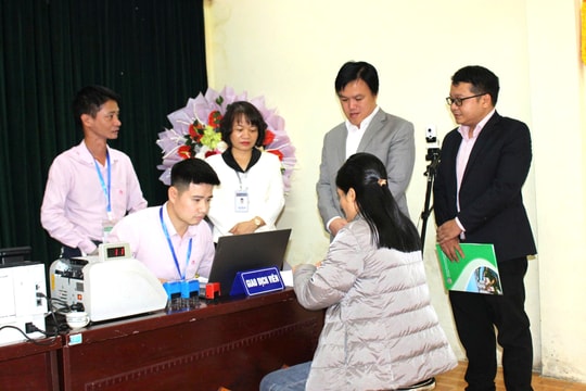 Giải ngân món vay đầu tiên cho học sinh, sinh viên theo học ngành STEM