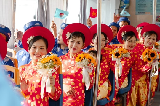 TP Hồ Chí Minh: 50 cặp đôi rạng ngời hạnh phúc trong đám cưới tập thể năm 2025