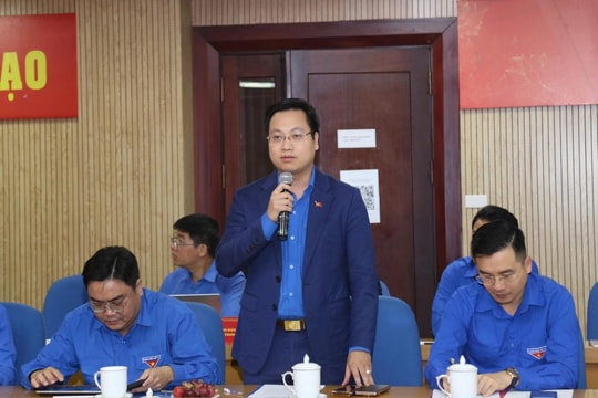 Góp ý vào dự thảo Văn kiện Đại hội XIV của Đảng Nhấn mạnh kinh tế số, kinh tế xanh và chỉ số hạnh phúc