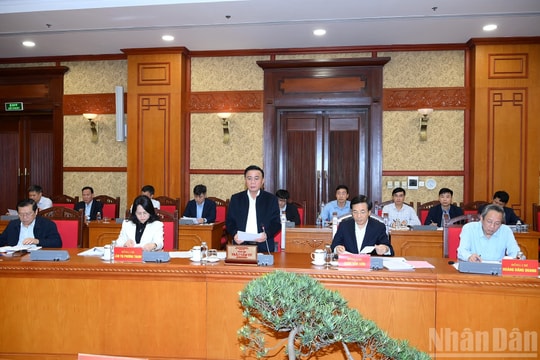 Thường trực Ban Bí thư chủ trì Phiên họp Thường trực Tiểu ban Tổ chức phục vụ Đại hội XIV của Đảng