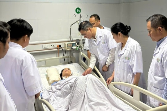Cần "lá chắn" cho đội ngũ mang sứ mệnh cứu người!