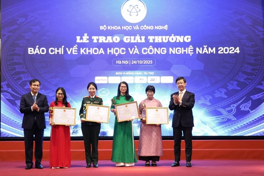 Tôn vinh những cây bút lan tỏa tri thức khoa học và công nghệ