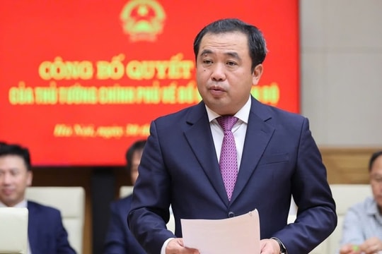 [Infographic] Chân dung tân Bộ trưởng Bộ Nông nghiệp và Môi trường Trần Đức Thắng