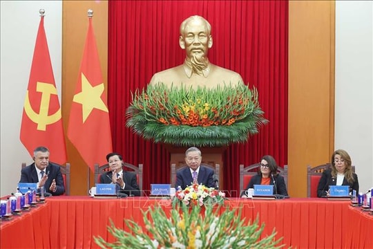 Tổng Bí thư Tô Lâm tiếp Trưởng đoàn các nước tham dự Lễ mở ký Công ước Hà Nội