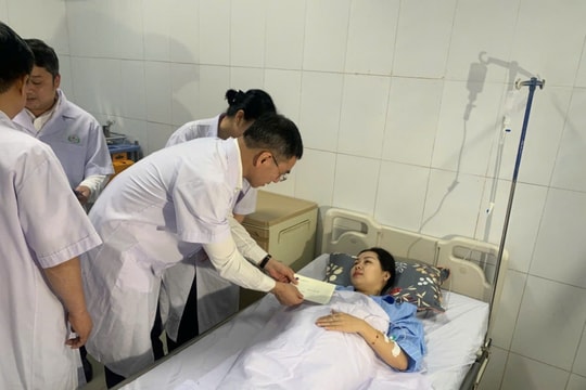 Bộ Y tế biểu dương tập thể, cá nhân Bệnh viện Sản Nhi Nghệ An vì hành động dũng cảm, nhân văn