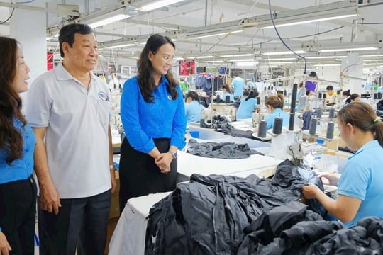 Bảo đảm quyền lợi cho cán bộ công đoàn chuyên trách khi sắp xếp tổ chức bộ máy