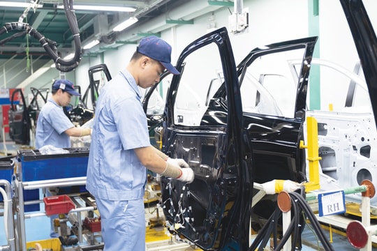 Dấu ấn qua 3 thập kỷ của Toyota: Hơn cả một chiếc ô tô, đó là những đóng góp cho xã hội